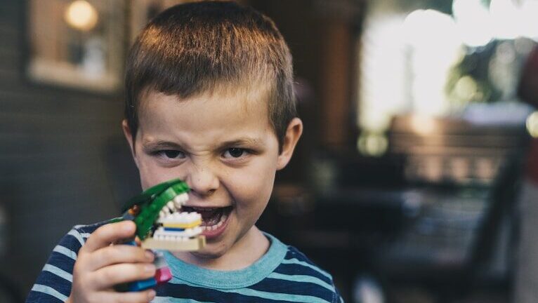 Insults in Portuguese: What They Mean and When People Actually Use Them